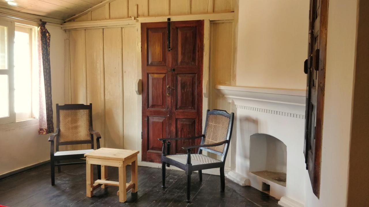Black Bear Cottage Khajjiar Bagian luar foto