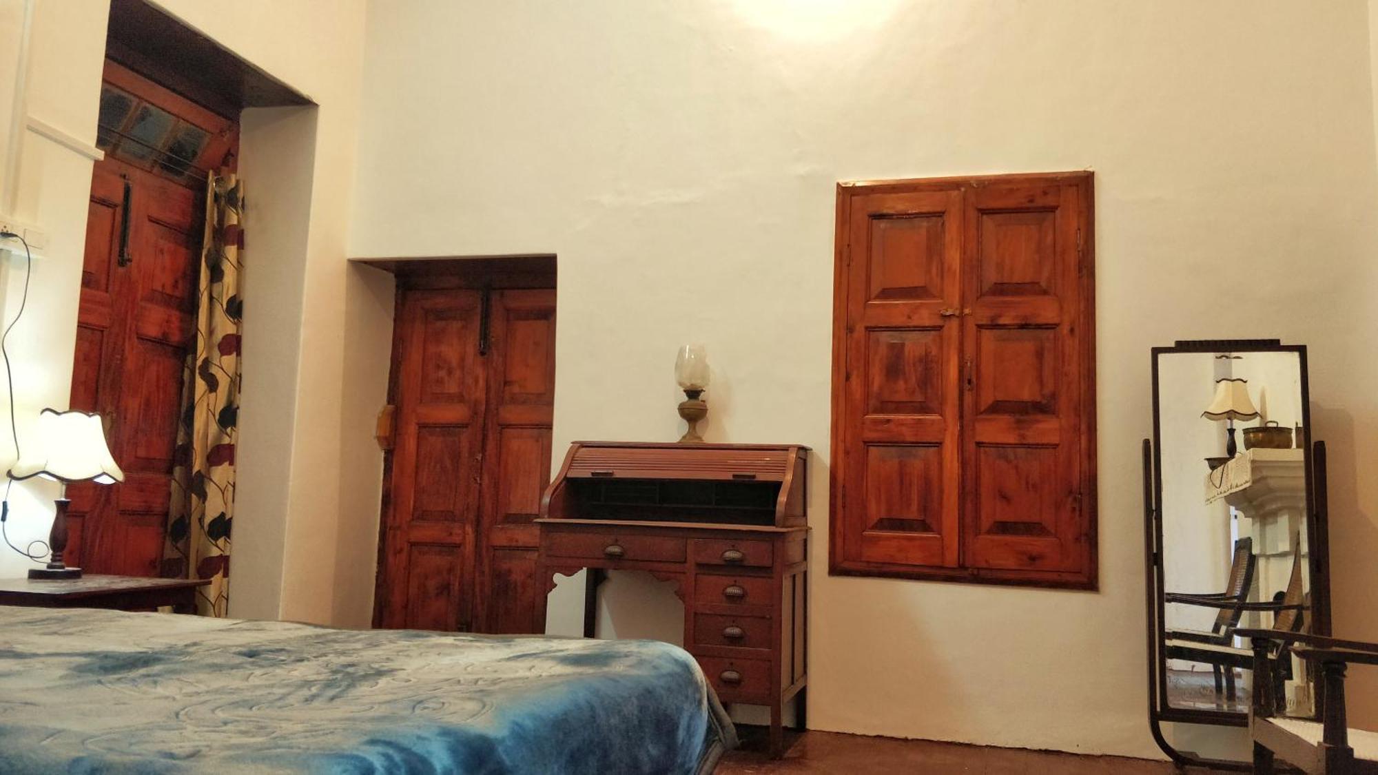 Black Bear Cottage Khajjiar Bagian luar foto